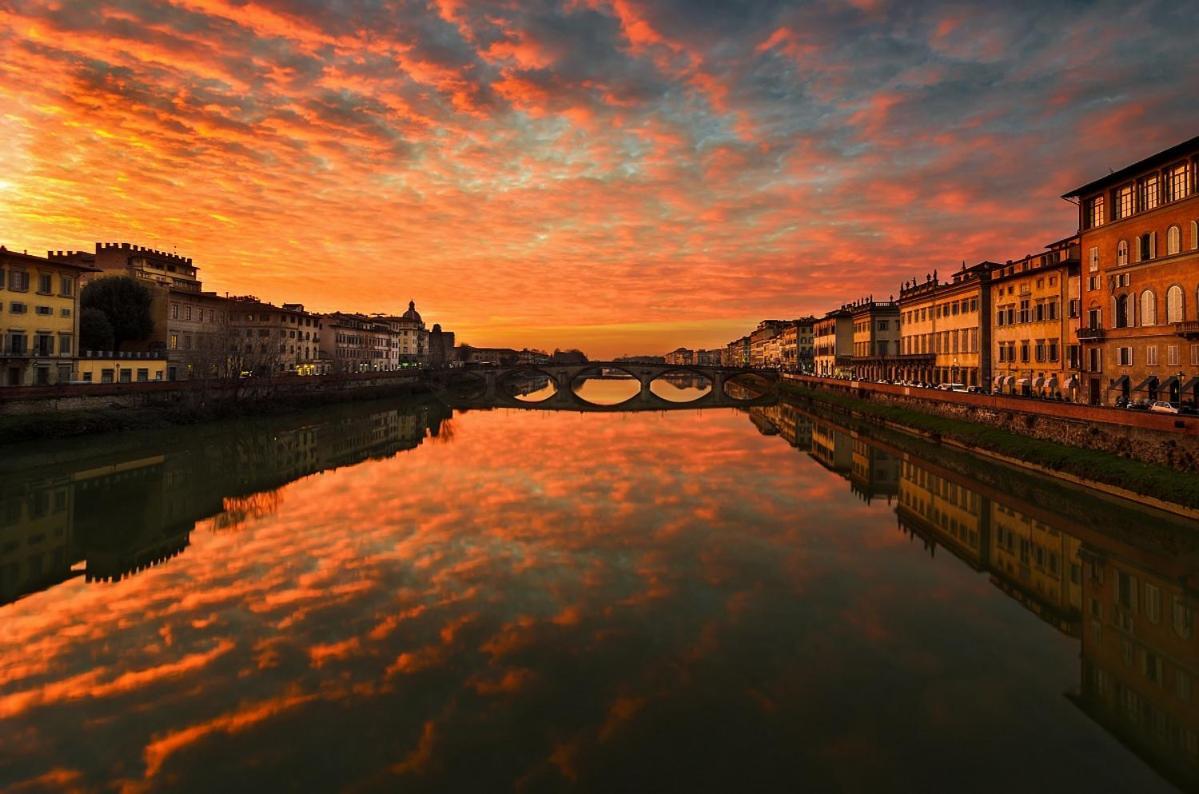 Appartamento Ponte Vecchio Con Posto Auto Su Richiesta Florencja Zewnętrze zdjęcie